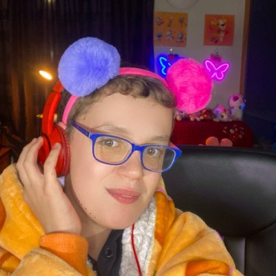 Taurus ♉️ He/Him ❤️ 
Hello! I make YT videos on my channel AdamPlays! I love chatting to you guys on twitter so never resist to @ me! I always try to respond💖