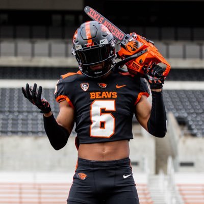 DB @beaverfootball                                                    #jucoproduct