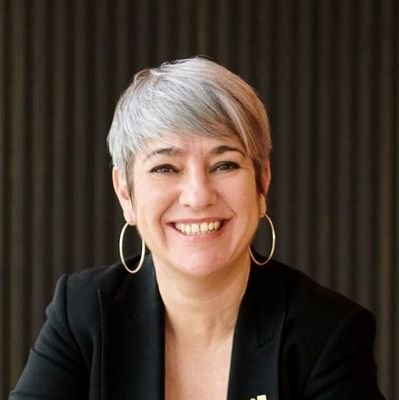 Advocada, feminista, sabadellenca, mare de dos joves. Consellera de Justícia del Govern de Catalunya (2021-2022)
La puntualitat és virtut revolucionària,
❤️CPF
