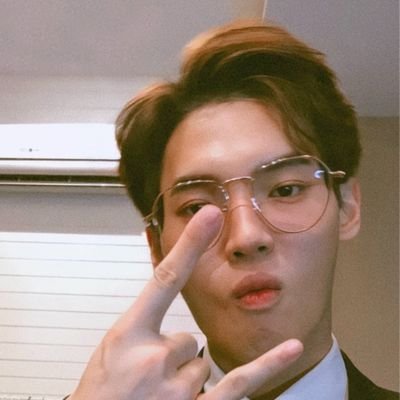 fan account | thinking about @winmetawin ⊂(´・◡・⊂ )∘˚˳°