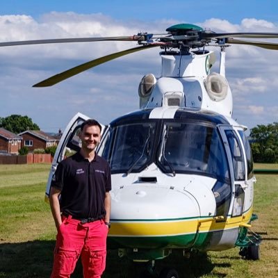 Pre-hospital Emergency Medicine Fellow | Interests in Simulation, Trauma & PHEM | #ATACC Provider |Former @FPHCed NE Rep & @nemsoc14 President. 🏄‍♂️ 🏔 🌎