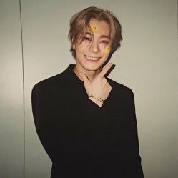 neojosuke's profile picture. she/her 22 multi kpop anime fan account