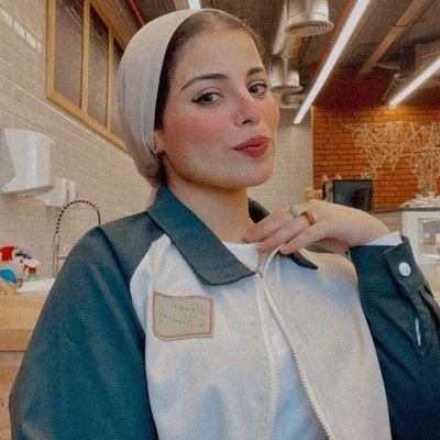 الابتسامة هي اللغة التي لا تحتاج إلى ترجمة. ابتسم فلست أنت الوحيد الذي لسعته الأيام🤍