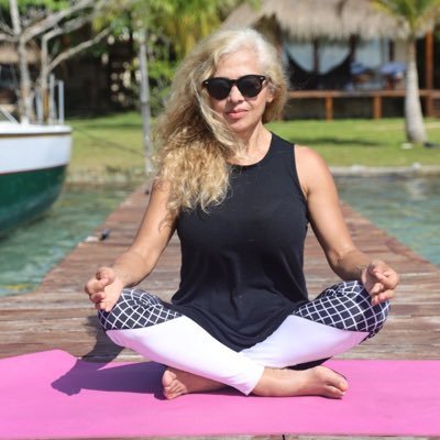 Maestra de Yoga Kundalini certificada por el Research Institute.Compartiré el maravilloso mundo del Yoga.Sígueme elmundodelyoga@gmail.com