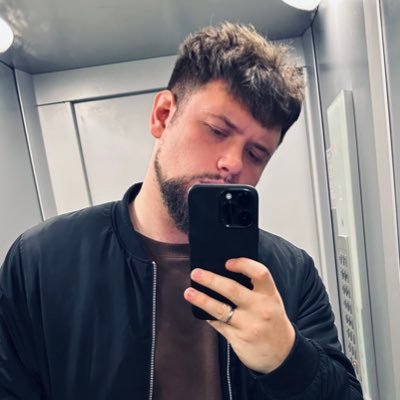 the_tech_snob's profile picture. Dentist. Tech snob. Fragrance addicted