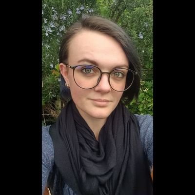 akshelford's profile picture. 