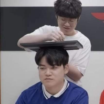 the_deadcat's profile picture. đi đu gamers lol nka