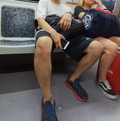 PFurgoneta's profile picture. chico pansexual de 29 años.