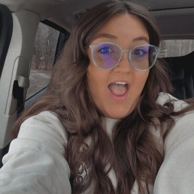 adkins_de's profile picture. • msu bsw • counselor • 22 • she/they •