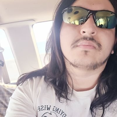 31. Woodbridge. @singlewound 🇨🇦
lover of metalcore video games and pro wrasslin