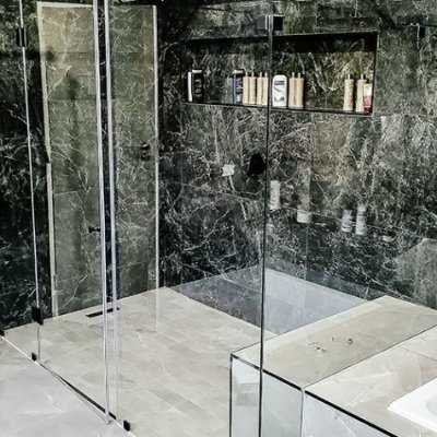 We specialise in frameless showers and doors, glass balustrades and up market custom glass solutions with a presence throughout South Africa and Africa