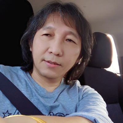 Pkhello's profile picture. Be yourself.