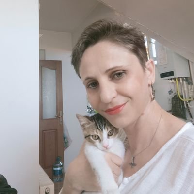 Edîtor, caran wergêr... her dem nobedarê şevê...