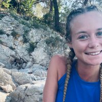 chlo (@chloe__bry) 's Twitter Profile