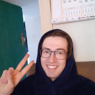 AdamLibh's profile picture. Alba-Éireannach as Sasana. Idir BÁC, Londain is Dún na nGall. Glas 🌿, Daonlathach 🟣, is Sóisialach 🌹. Bíonn beatha againn le go mbeimis beo :) 🌄🌃 sé/é