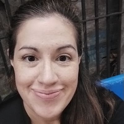 Computer Science Professor - ML & Data Scientist, AI Consultant at @Google. Googler ⏩ AI researcher
I 💖 algorithms beauty. Mom*2. 💕💙