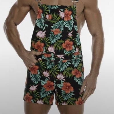 Halfwayof1's profile picture. Fun