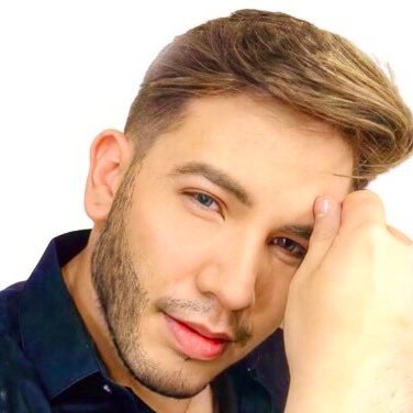 ARTHUR... arthur charme elêgancia e intêligencia carrega na testa estrela da sorte eda obediencia e vantagem de nos contagiar com seu orlhar.