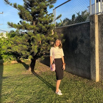 ynaaguirre24's profile picture. toxic account