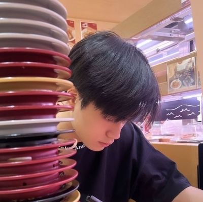 Tic0ha's profile picture. 🦋🌟