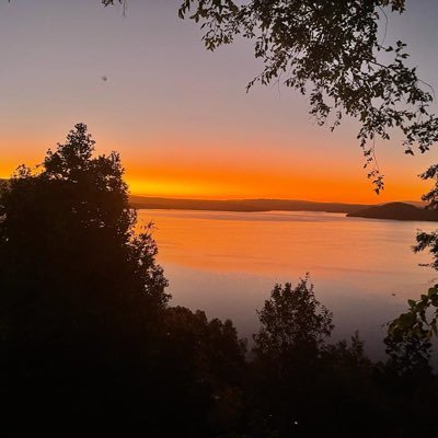 Cgsantander's profile picture. profesora. cristiana, defensora de la democracia y la vida.