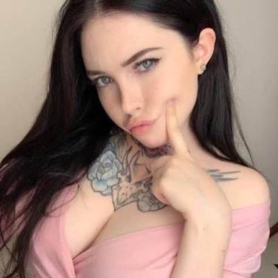 MarinaKate733's profile picture. 