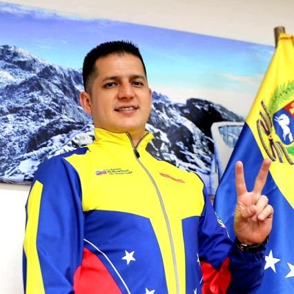 Venezolano 🇻🇪 Patriota 💛💙❤️
Militante DN Psuv 🚩
VPS Social y Territorial 🫡
Ministro de Juventud y Deporte ✌️🥇