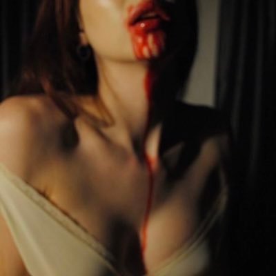 Artde_laTease's profile picture. Synesthete, Virgo, Vampyre, Poltergeist