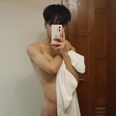 damnma01's profile picture. Damnma