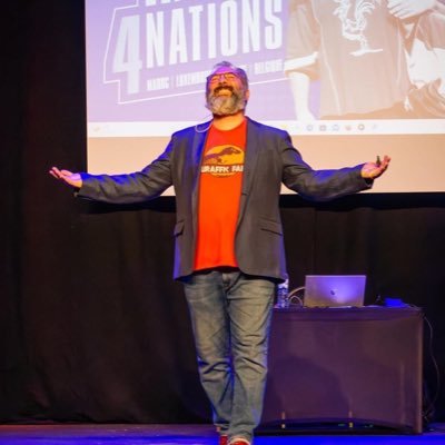 Engagement #Evangelist and #UX strategist @nttdata, specialized in #storytelling and #simplification #starwars and #lego fan