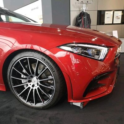 Dumi1914's profile picture. Trust the timing of your life
