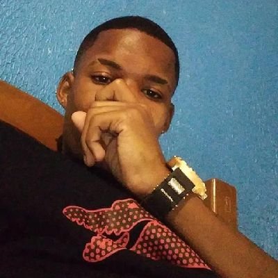diferente dos iguais.💫