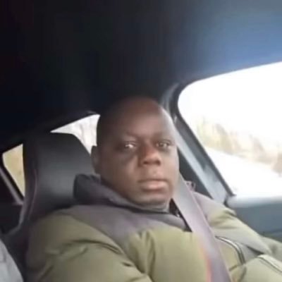 veetwe1ve's profile picture. 