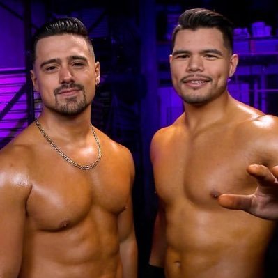 The sexiest duo in wrestling. ✘ La dupla más sexy de la lucha libre. ✘ NSFW Roleplay Account ✘ NOT @AngelGarzaWWE or @Humberto_WWE