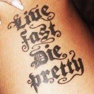 Maybe2moz's profile picture. Live fast die pretty 🐱
🇻🇳 + 🇦🇺