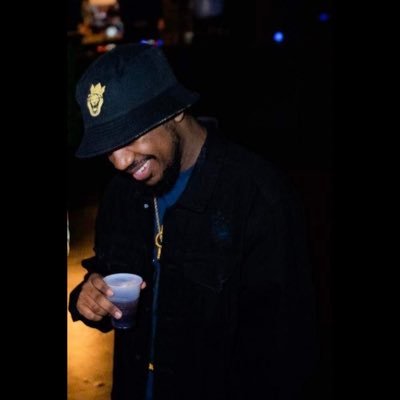 Q_TooReal's profile picture. Believe what yu know, Study what yu don't