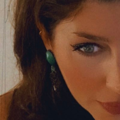 AriadniKritikou's profile picture. 