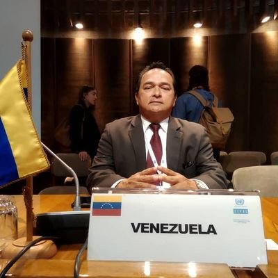 Embajador del Servicio Exterior de la República Bolivariana de Venezuela 
#DiplomaciaBolivarianaDePaz 🇻🇪🌎🤝🏼🕊