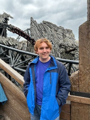 Modelmaker | Slightly Obsessed with Theme Parks | Grey-Ace | He/They