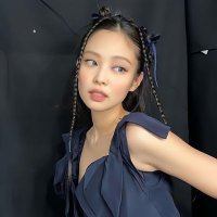 ash ♕ (@moojournal) 's Twitter Profile