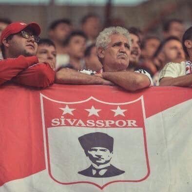 Çift takım tutan Sivaslılardan ve Sivasspor'u tutmayan Sivaslılar engellesin.