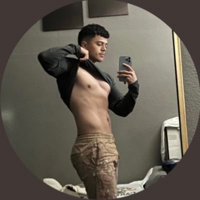 ddrew_69's profile picture. hmu horny