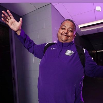 K-STATE 🏀 Chief Of Staff @KStateMBB WORKING HARD FOR THE BEST FANS IN THE COUNTRY!!!! EMAW 💜💜💜💜💜💜💜💜💜