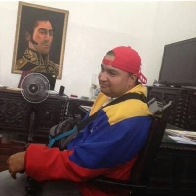 Revolucionario, socialista y Radicalmente chavista
5ta cuenta 
@HuberRojoVen
@HuberPsuv
@Huber462
Creador Digital