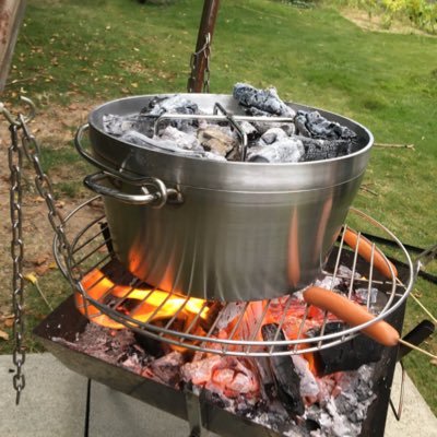 takibiya03's profile picture. 化学系おっさん。家族大好き、飲み友大好き。人権尊重、平和主義、反原発、脱化石資源、反利権。経世済民。