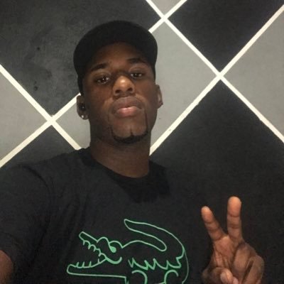 Vim do pouco e não me iludo com muito! ✌🏿