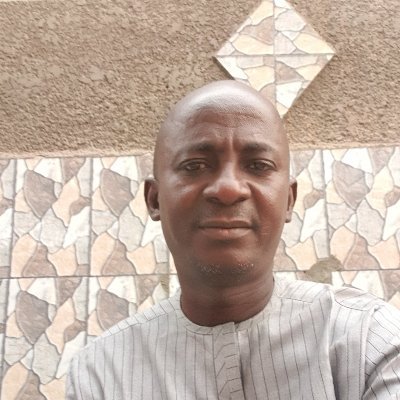 I  mohammed Abubakar  I am public servant leaving in kano