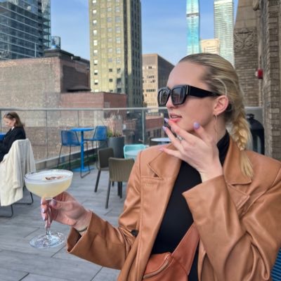 northwestern ‘23 • she//her • the account that is not for professional journalism activities