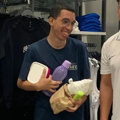 eoribeirow's profile picture. Um fracassado vencerá um gênio com trabalho duro.