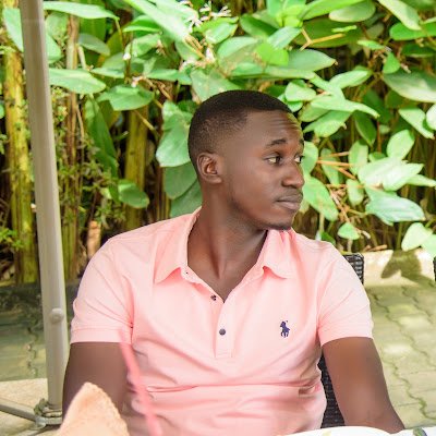 omuzibu_xander's profile picture. 